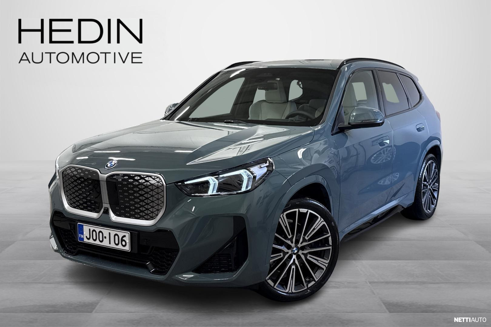 BMW iX1