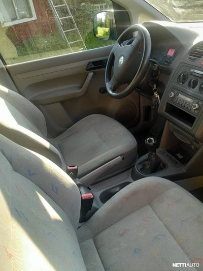 Volkswagen Caddy 2010, photo 7/10