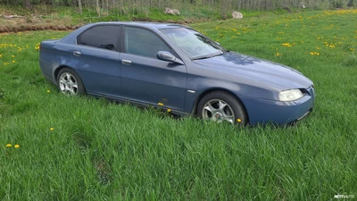 Alfa Romeo 166 2005, photo 7/8