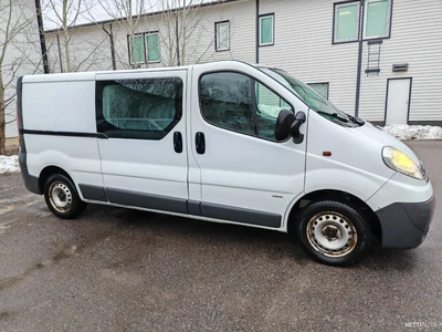 Opel Vivaro 2009, photo 3/13