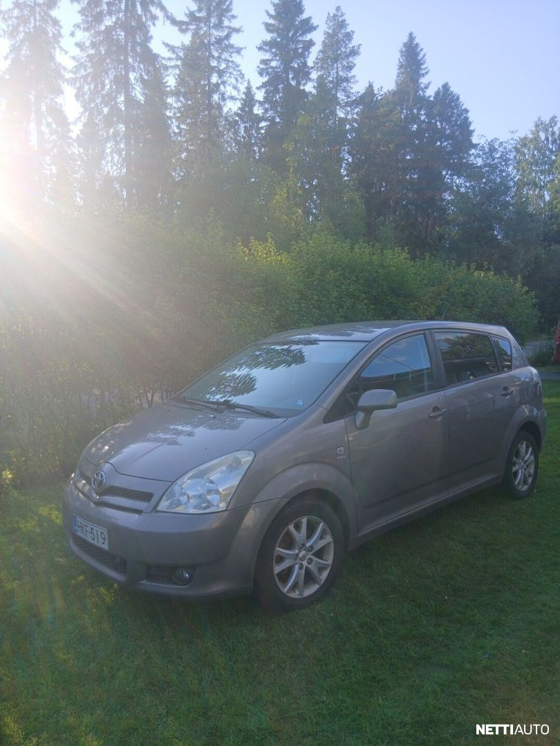 Toyota Corolla Verso