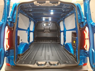 Ford Transit Custom 2024, photo 6/19