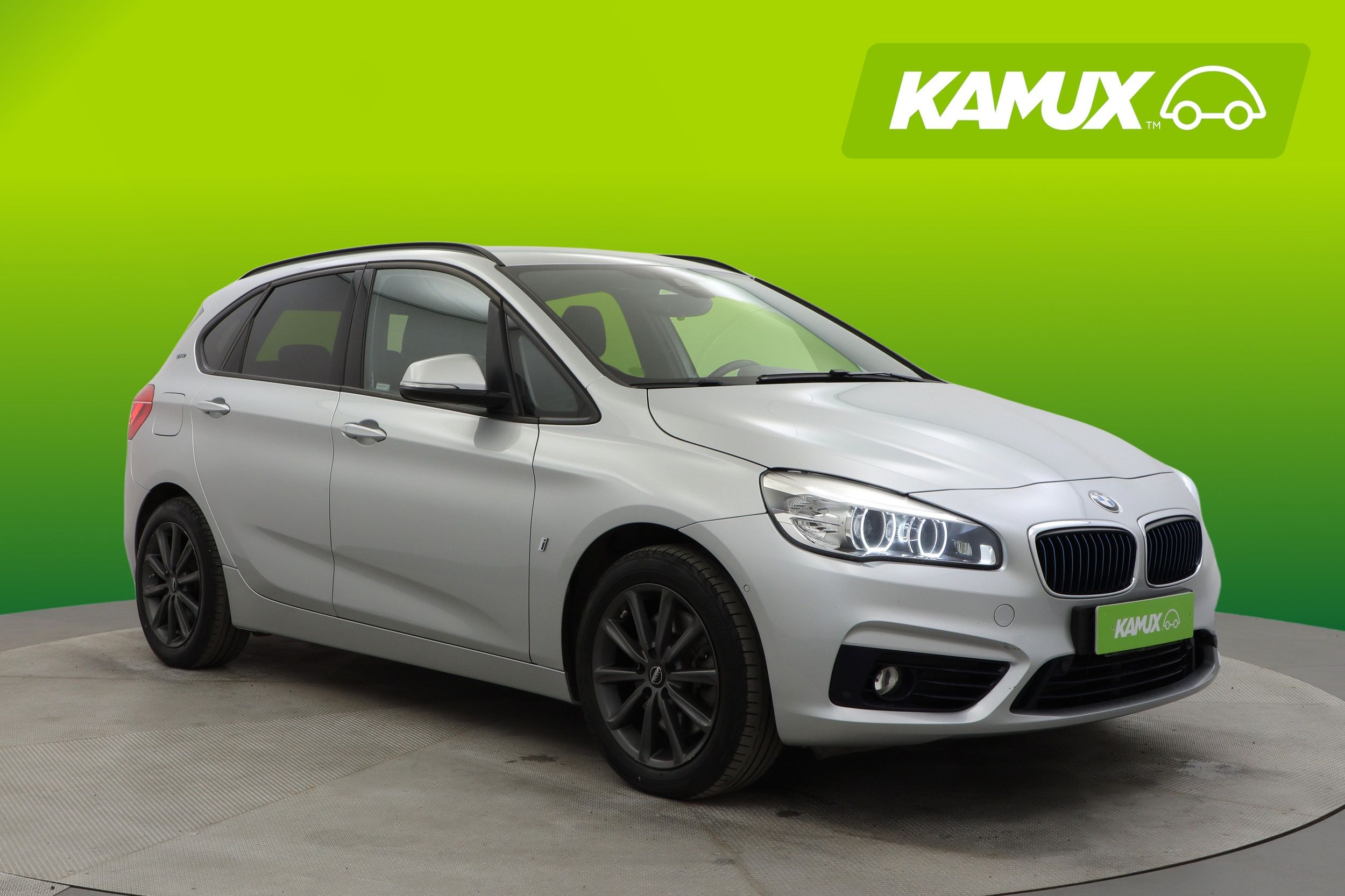 BMW 225