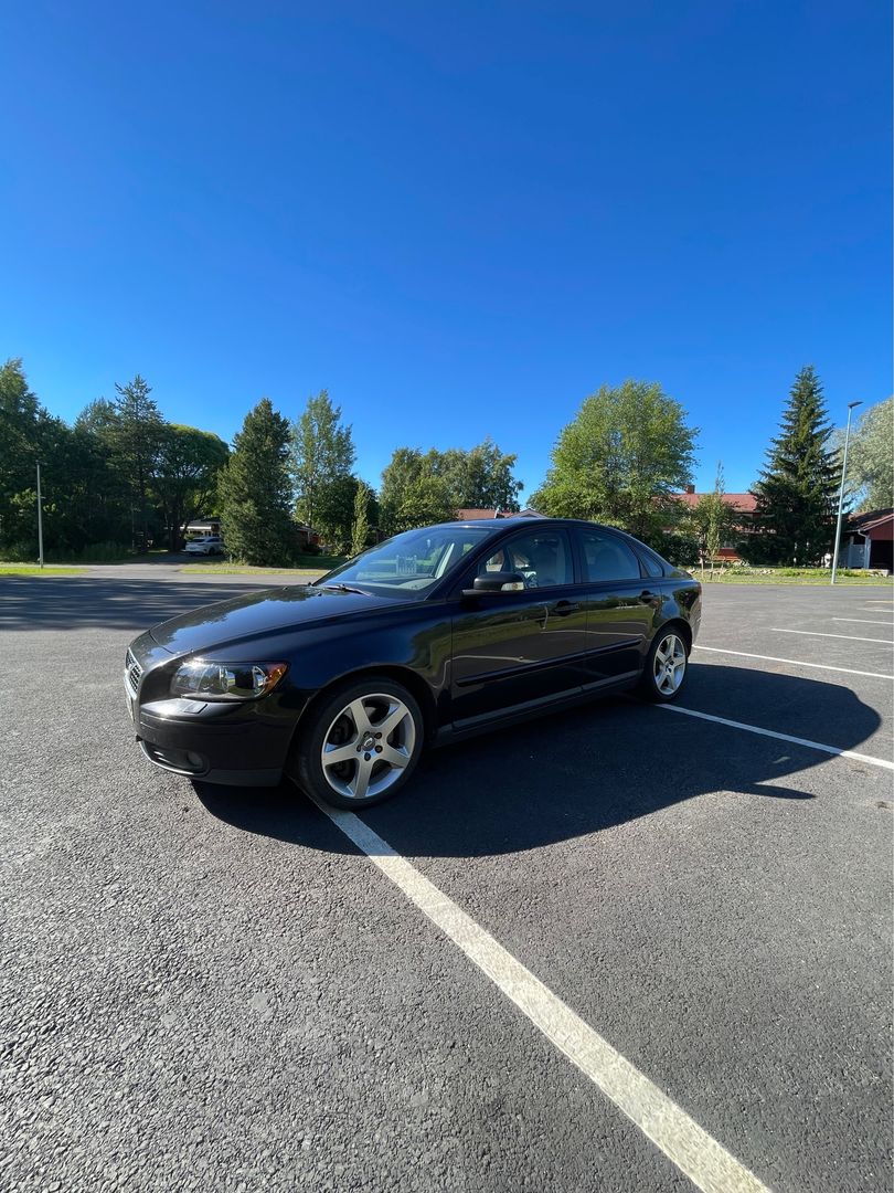 Volvo S40