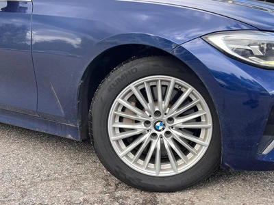 BMW 330 2020, photo 2/19