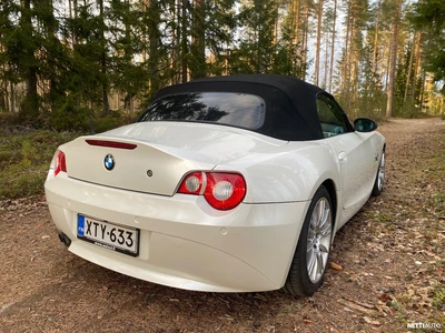 BMW Z4 2004, kuva 3/17