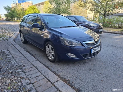 Opel Astra 2011, kuva 5/5