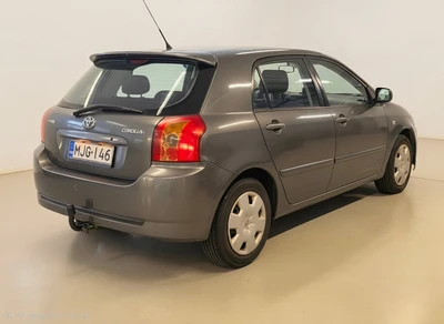 Toyota Corolla 2005, kuva 2/17