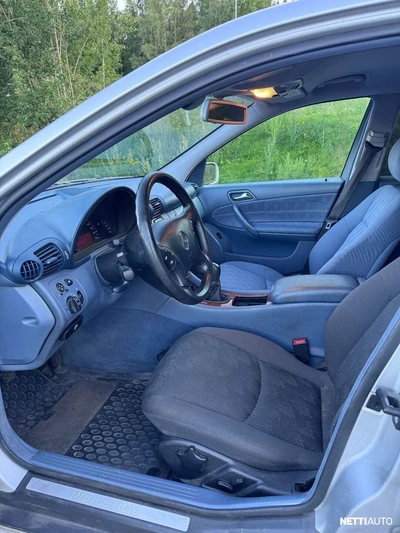 Mercedes-Benz C 200 C 200 K 2001, photo 7/21