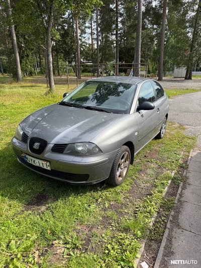 Seat Ibiza Seat ibiza hatchback 2002, photo 2/13