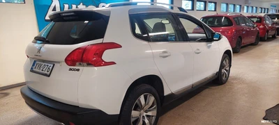 Peugeot 2008 Allure VTi 82 2013, photo 3/21