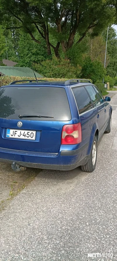 Volkswagen Passat 2003, photo 2/10