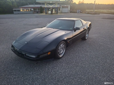 Chevrolet Corvette 1991, kuva 2/10