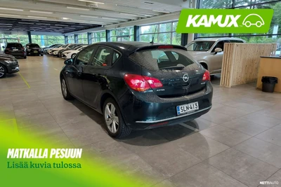 Opel Astra 2014, photo 2/27