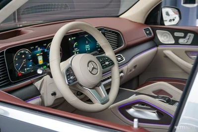 Mercedes-Benz GLS 2025, photo 3/20