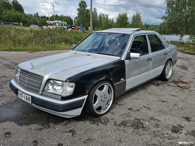 Mercedes-Benz E 1994, kuva 6/20