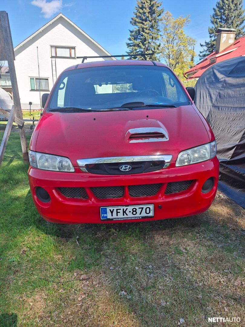 Hyundai H1 Van