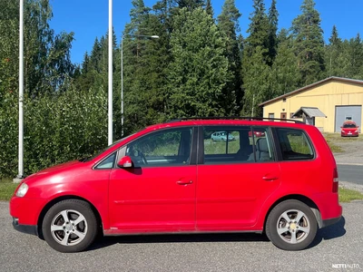 Volkswagen Touran 2005, kuva 2/10