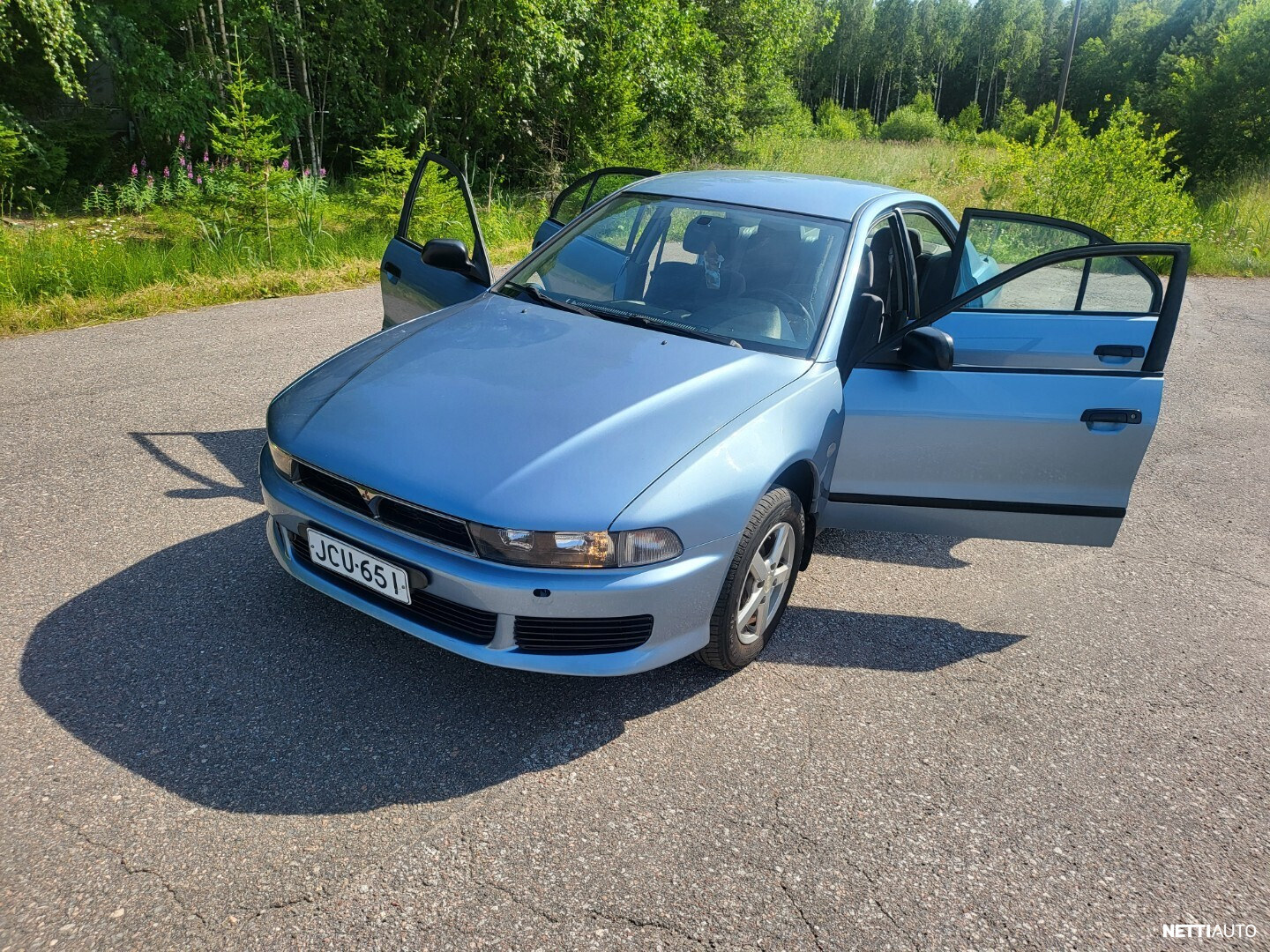 Mitsubishi Galant