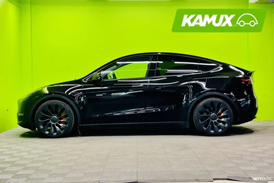 Tesla Model Y Performance 2022, photo 6/32