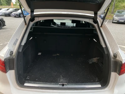 Audi A4 2019, photo 3/10