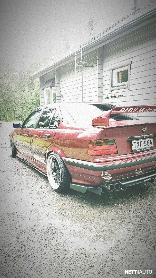 BMW 325