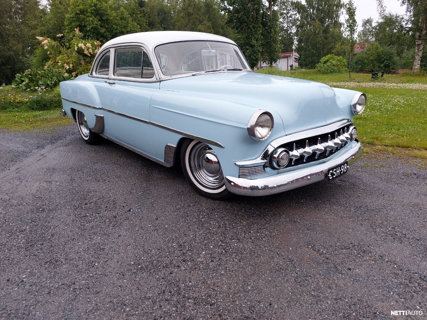Chevrolet 210