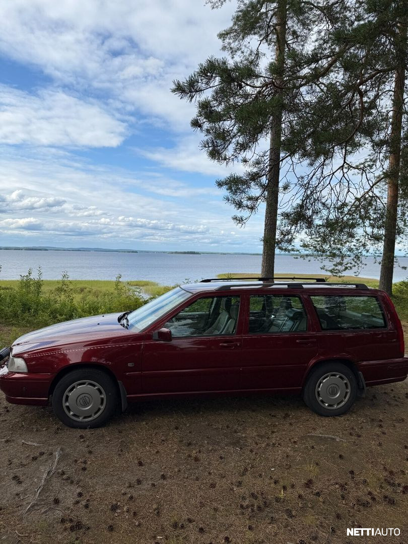 Volvo V70 1999, photo 2/16
