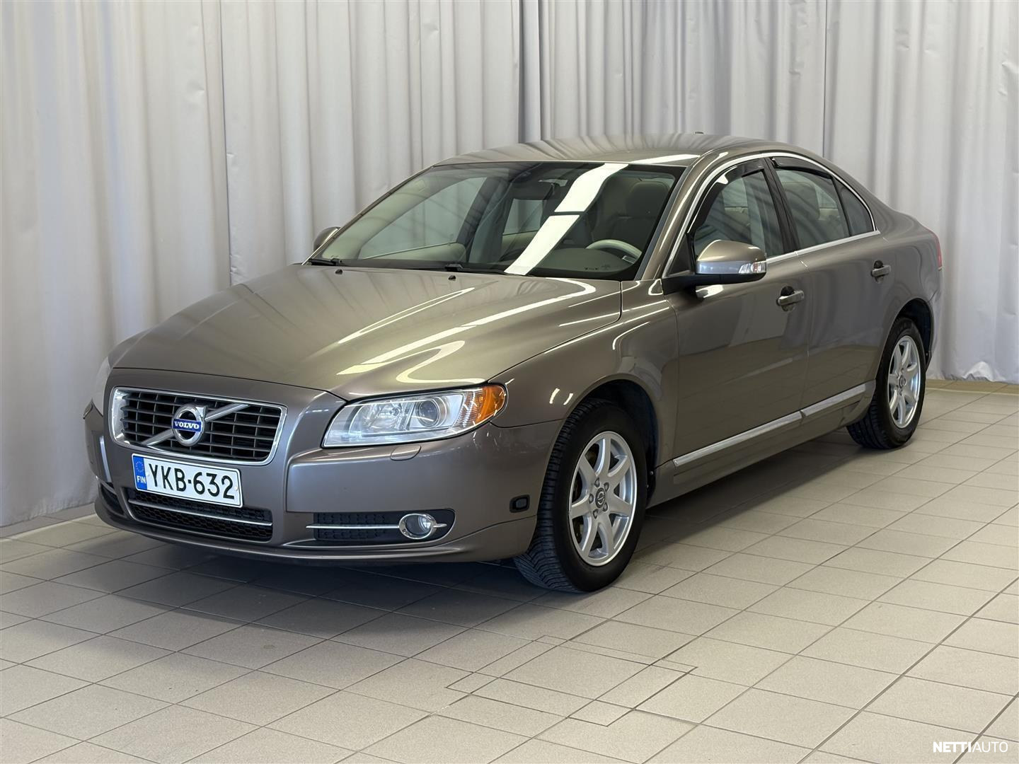 Volvo S80