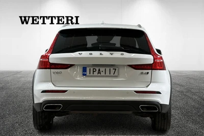 Volvo V60 Cross Country 2021, photo 7/35