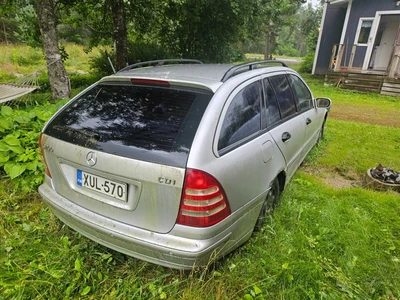 Mercedes-Benz C 2002, kuva 3/6