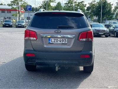 Kia Sorento 2,2 CRDi AWD EX 5P 2012, kuva 5/10