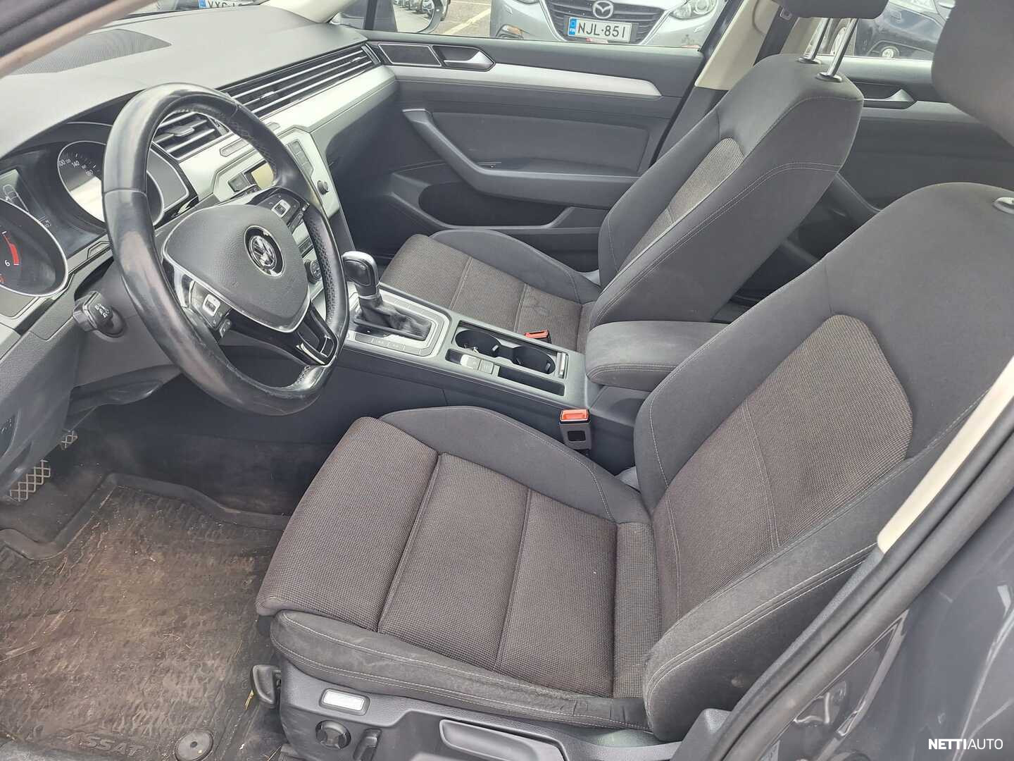 Volkswagen Passat 2015, photo 5/5
