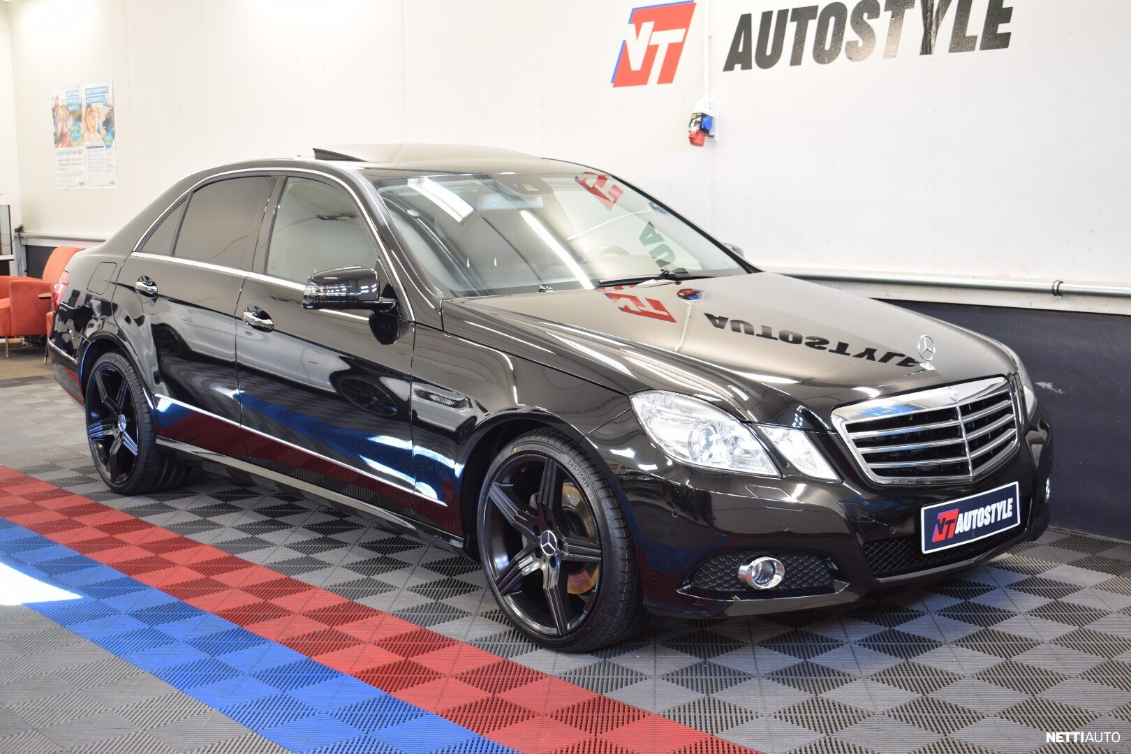 Mercedes-Benz E
