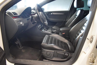 Volkswagen Passat 2013, photo 6/10