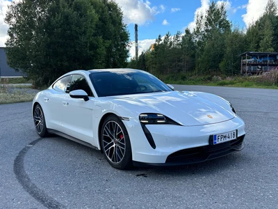 Porsche Taycan 2021, kuva 2/12