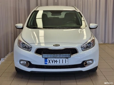 Kia Ceed 1,6 ISG EX SW EcoDynamics 2013, kuva 2/20