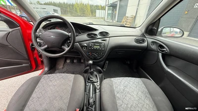 Ford Focus 1999, photo 7/9