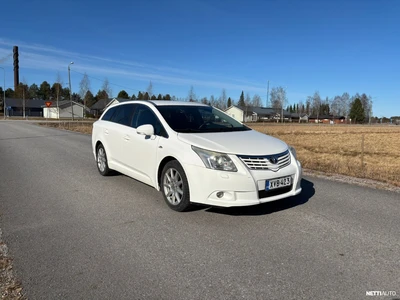 Toyota Avensis 2010, photo 2/6