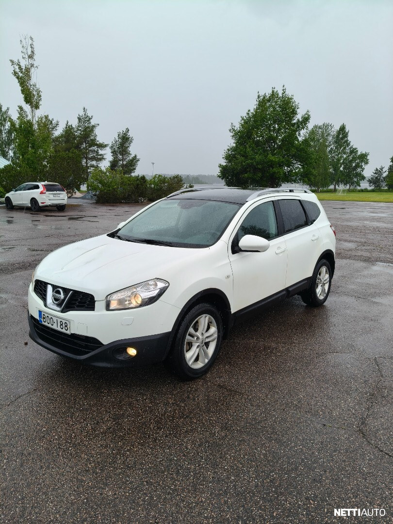 Nissan Qashqai+2 2011, photo 3/9