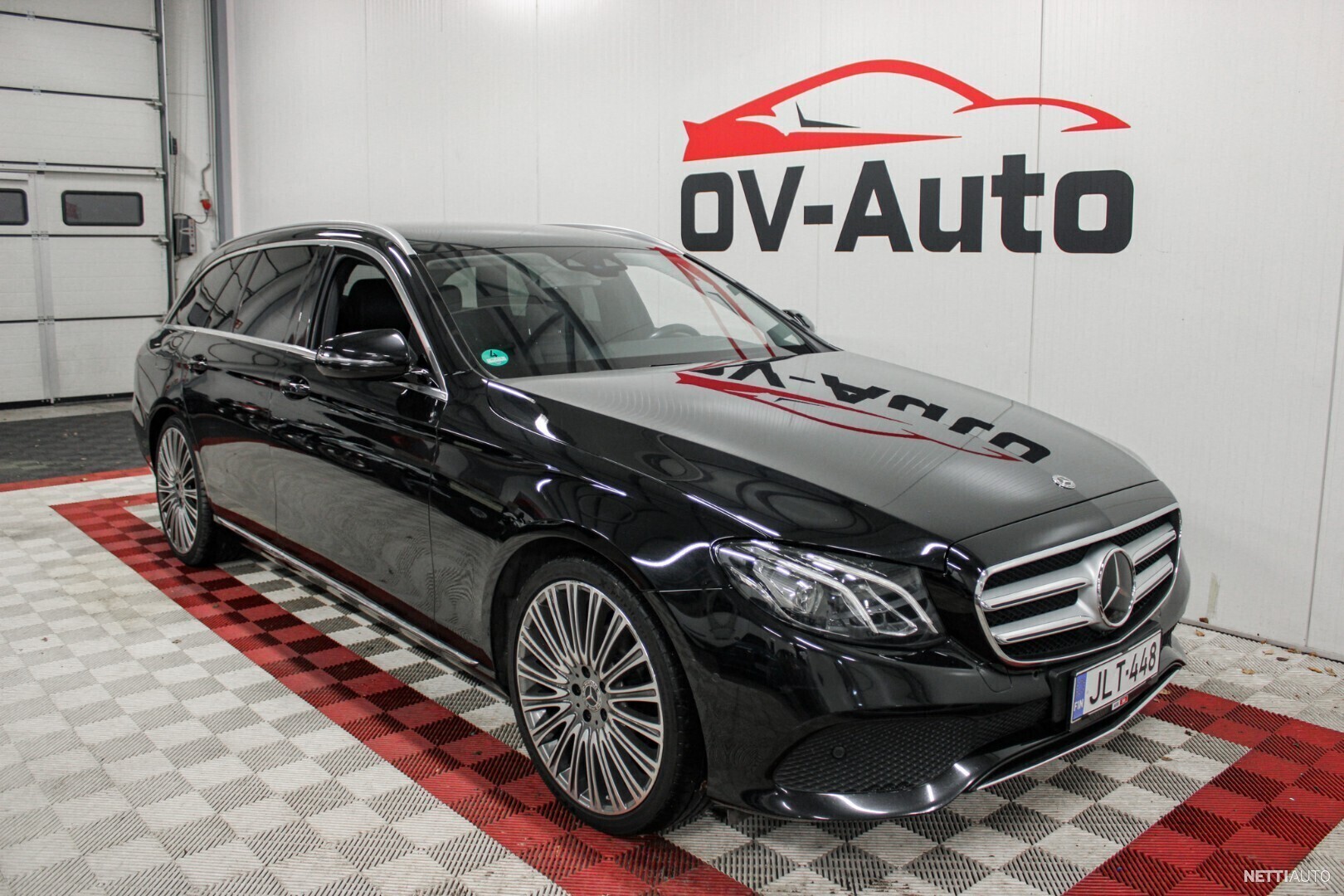 Mercedes-Benz E