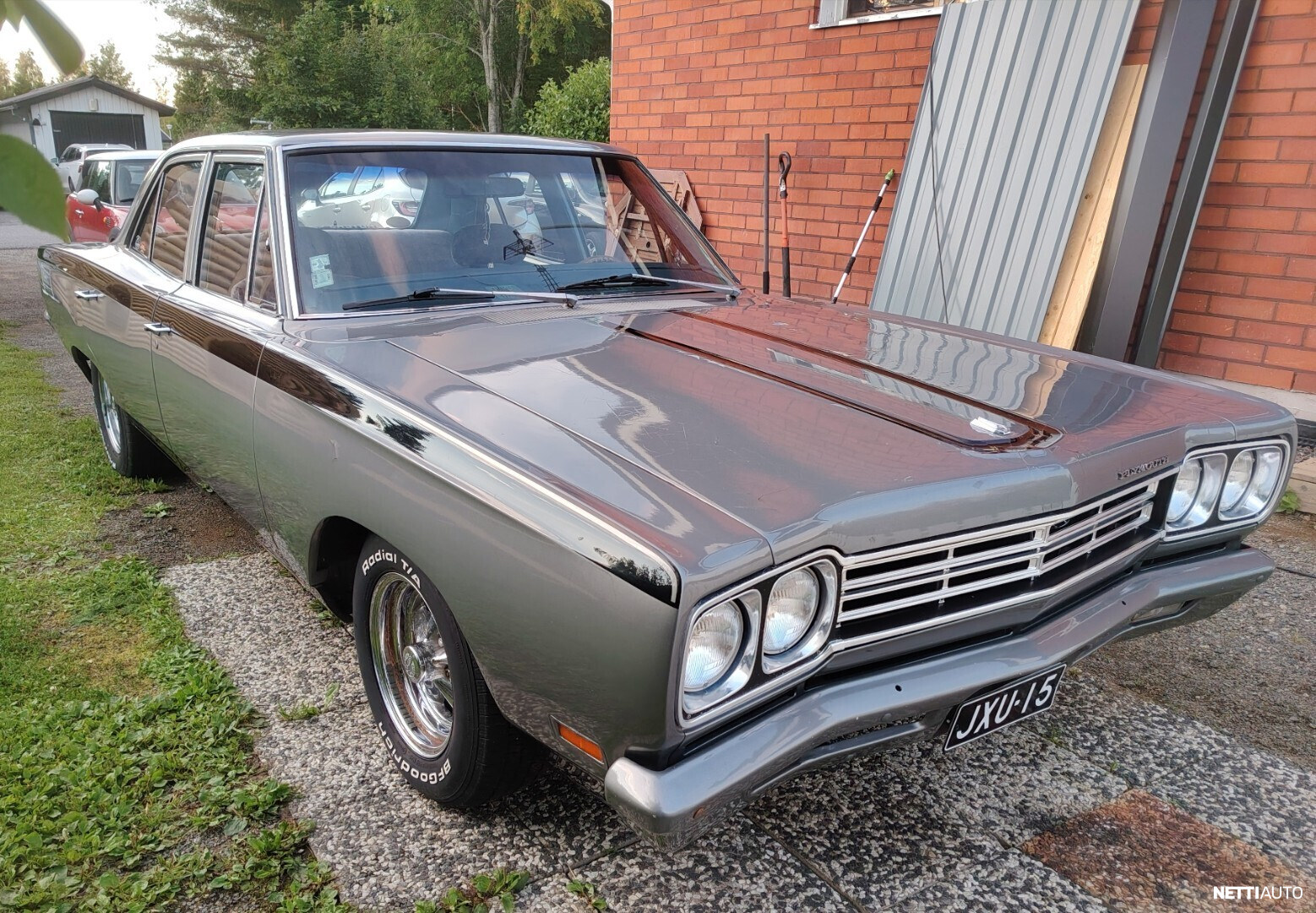 Plymouth Belvedere