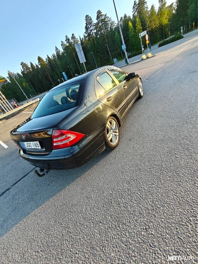 Mercedes-Benz C 200 Juuri leimattu 2005, photo 6/16