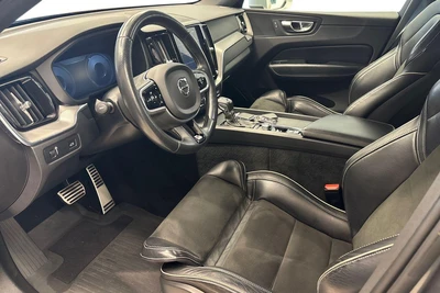 Volvo XC60 D4 AWD R-Design aut 2018, photo 6/35
