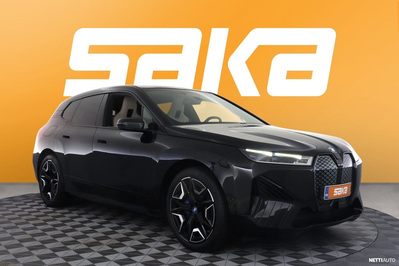 BMW iX