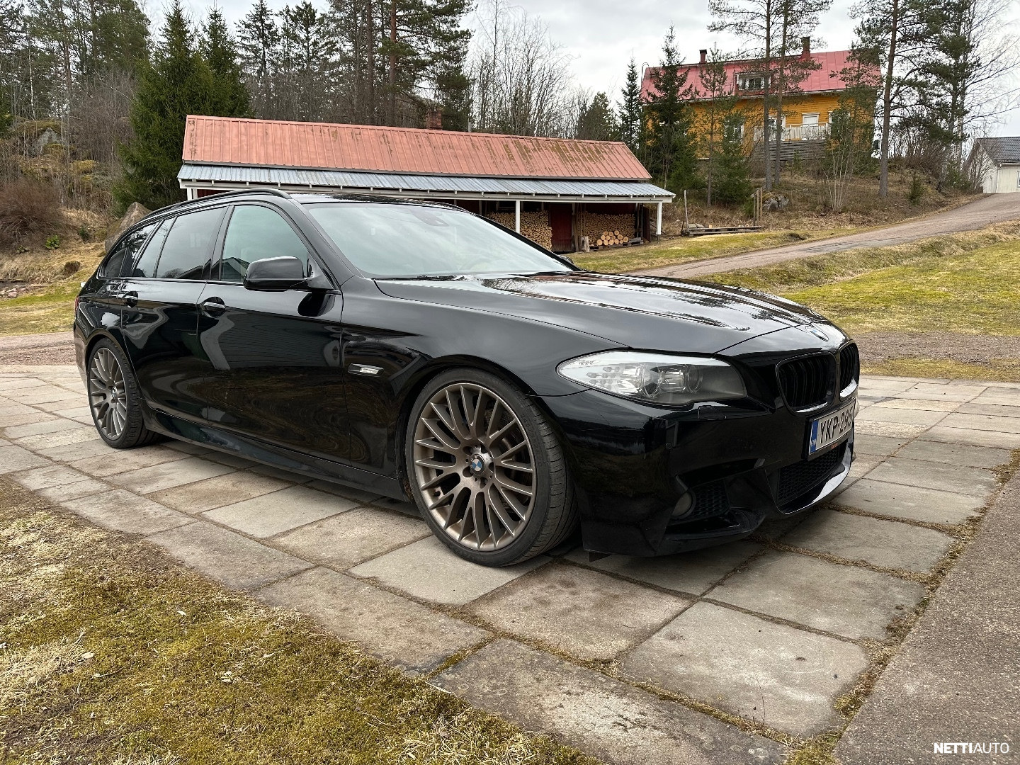 BMW 530