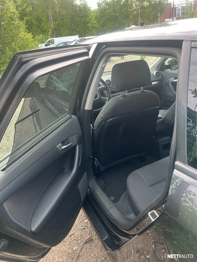 Audi A3 2010, photo 5/10