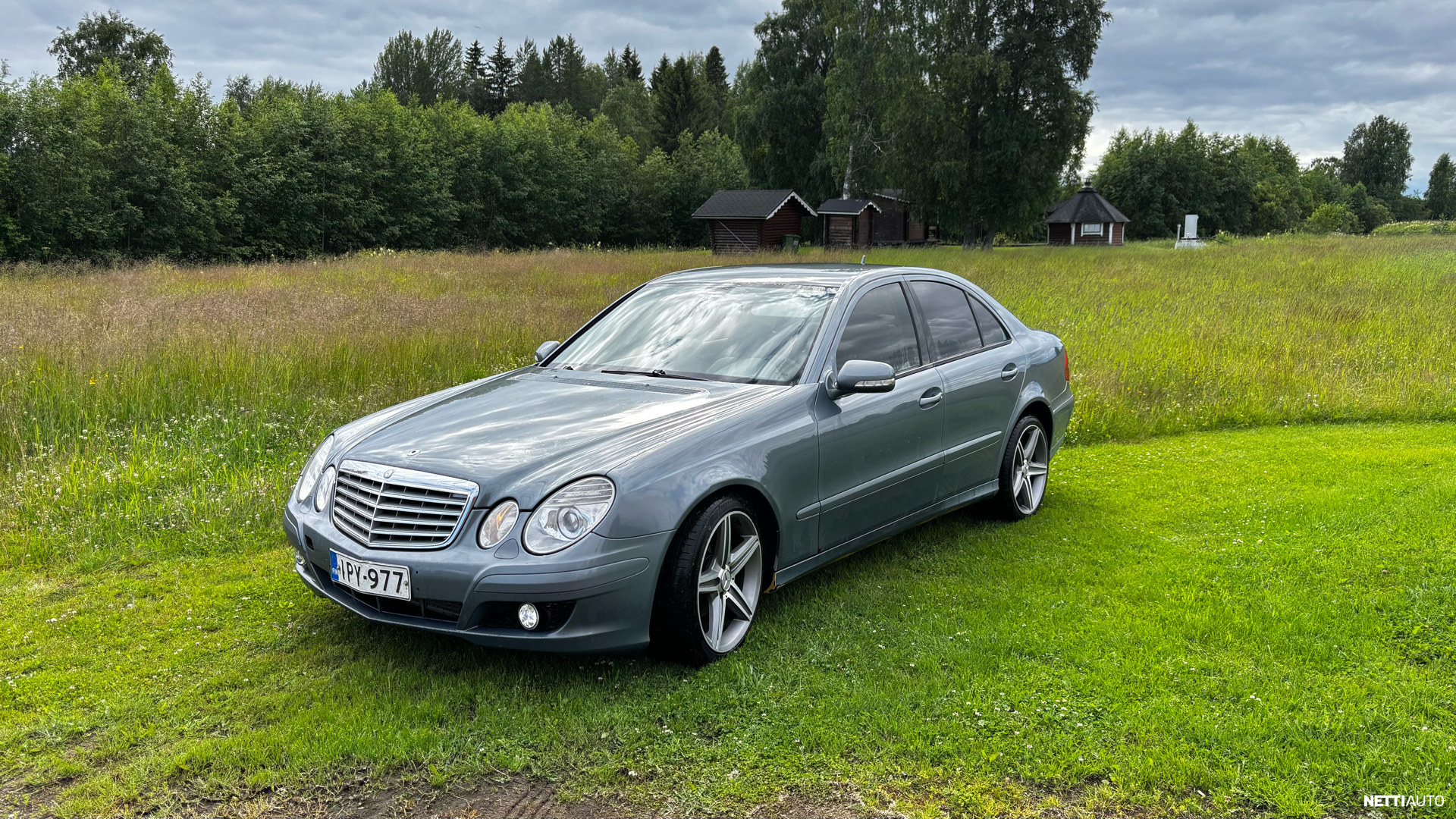 Mercedes-Benz E