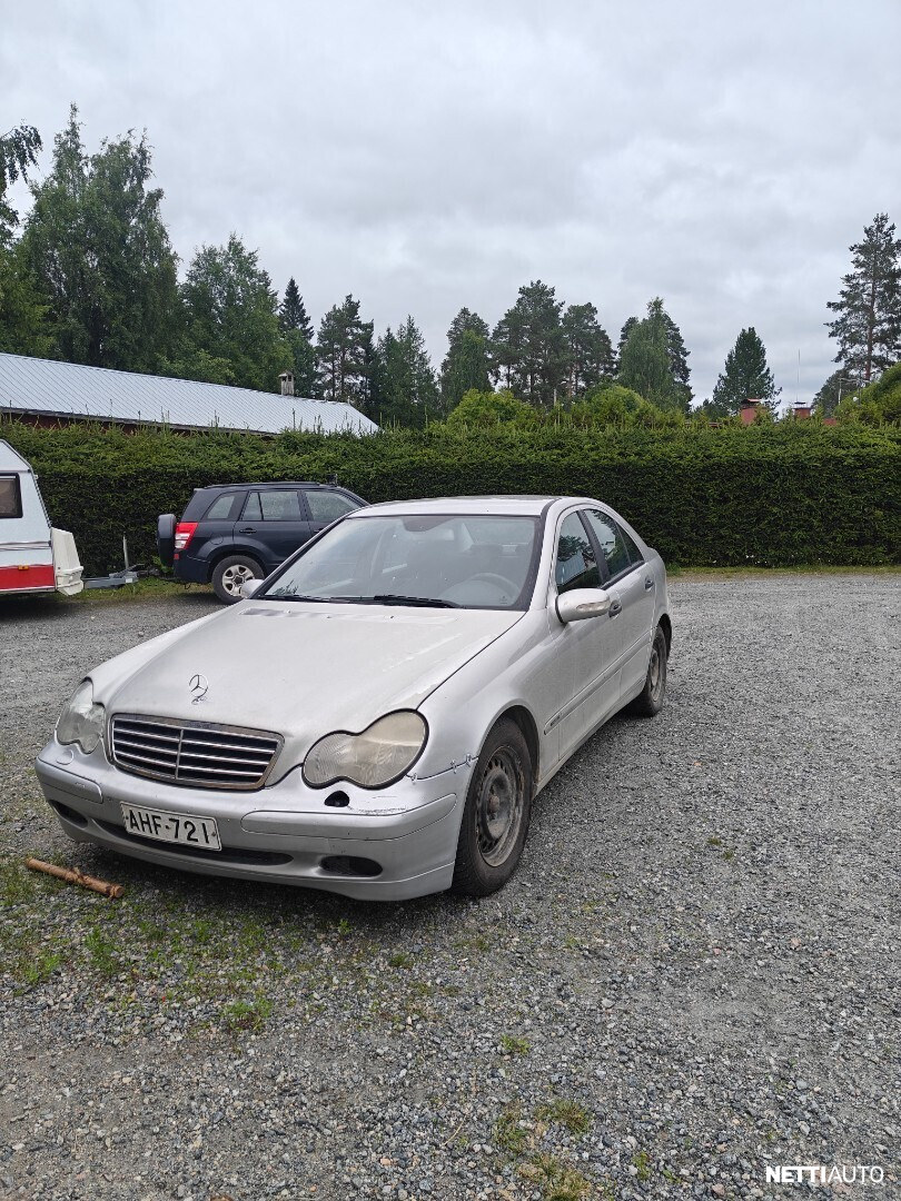 Mercedes-Benz C 200