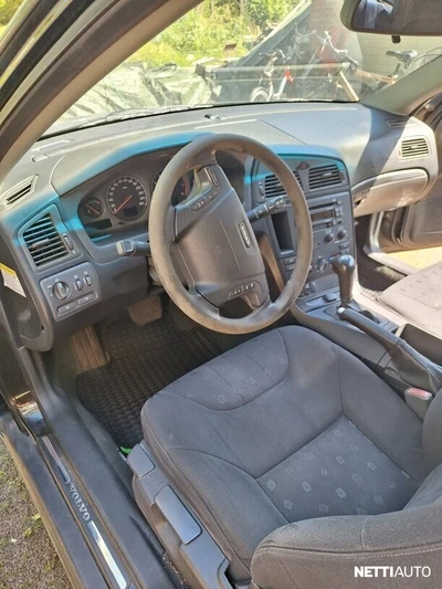 Volvo V70 2002, kuva 6/12